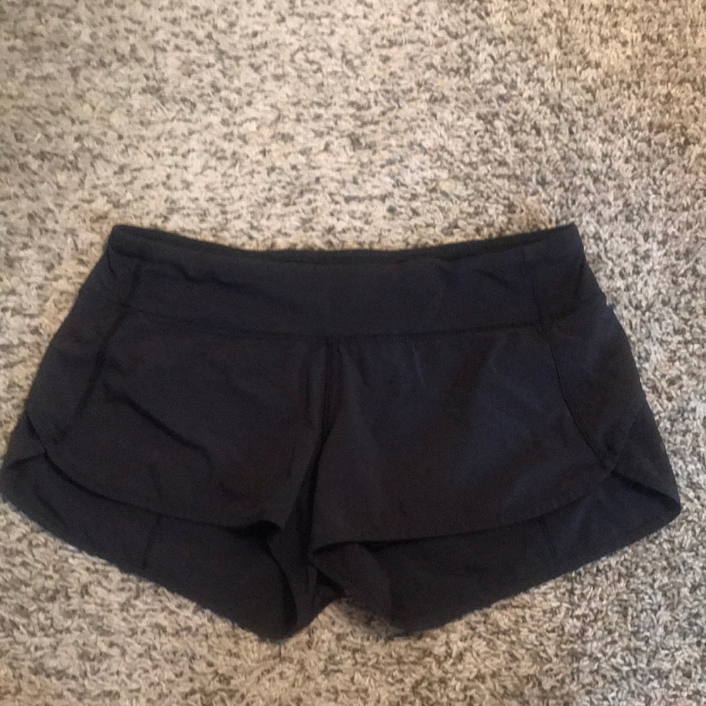 Lulu lemon Speed up short size 8